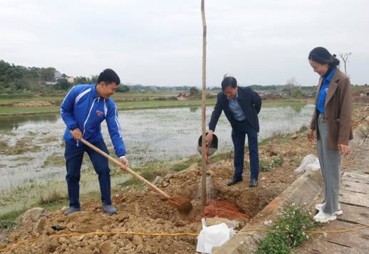 https://hatrung.thanhhoa.gov.vn/portal/Photos/2025-02/97b6e8fa3de77ead_MG_0514.JPG